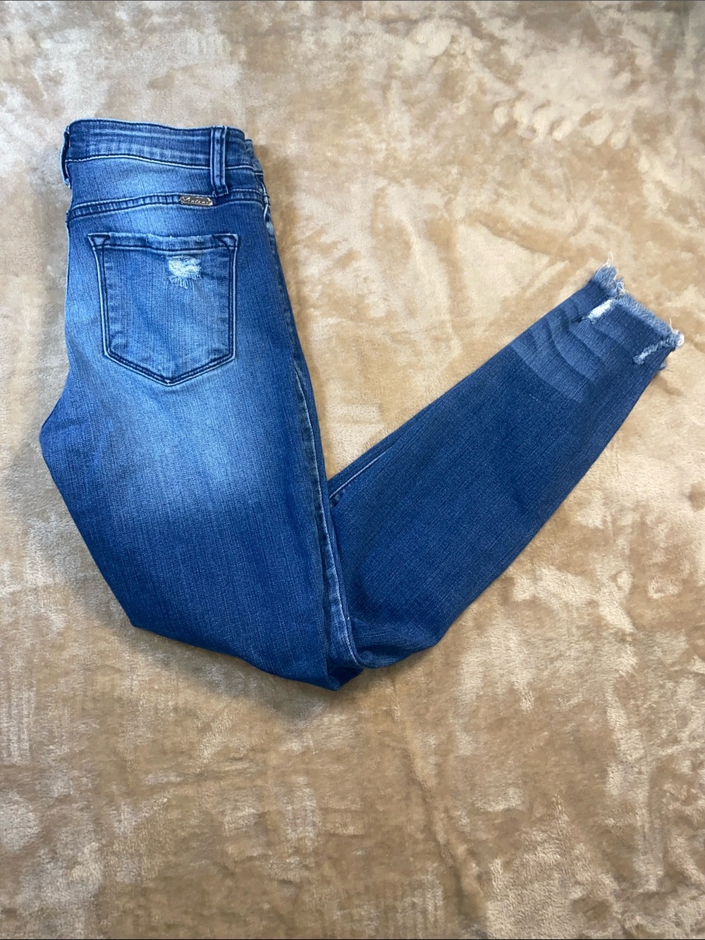 Kancan Women’s Distressed Blue Skinny Jeans -m